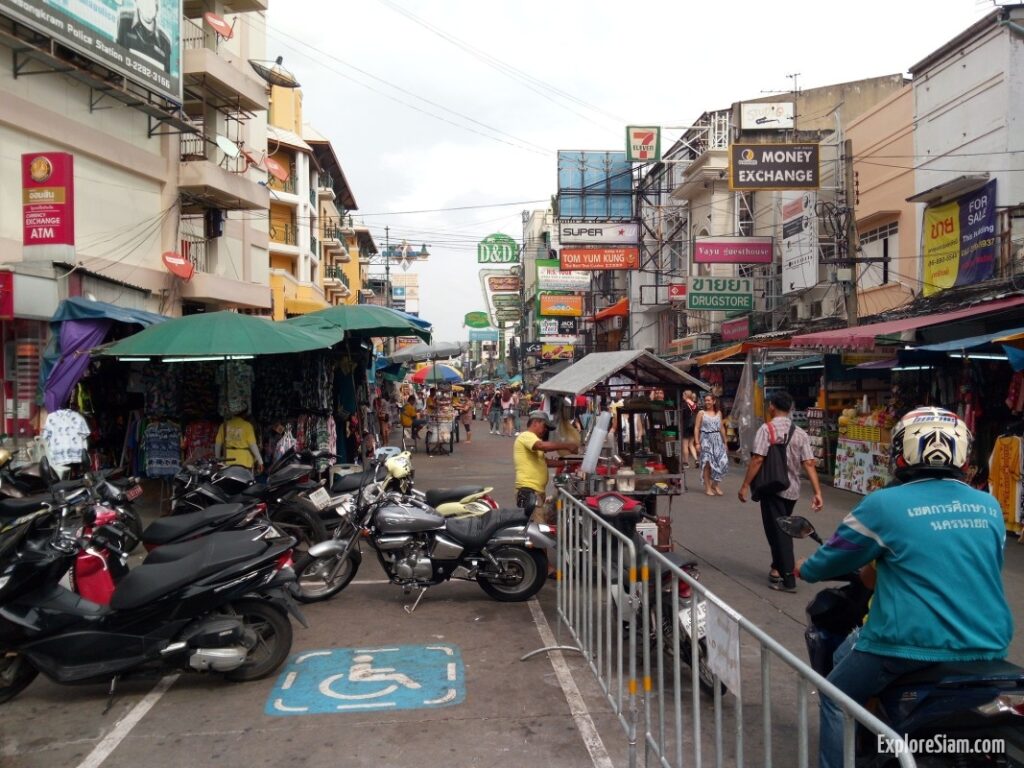 Khaosan Road: Bangkok's Gateway to Adventure and Fun