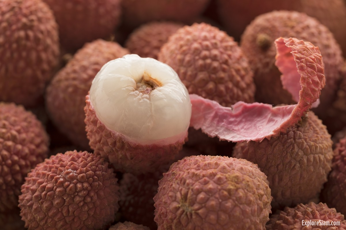 Lychee: Nature's Juicy Gem